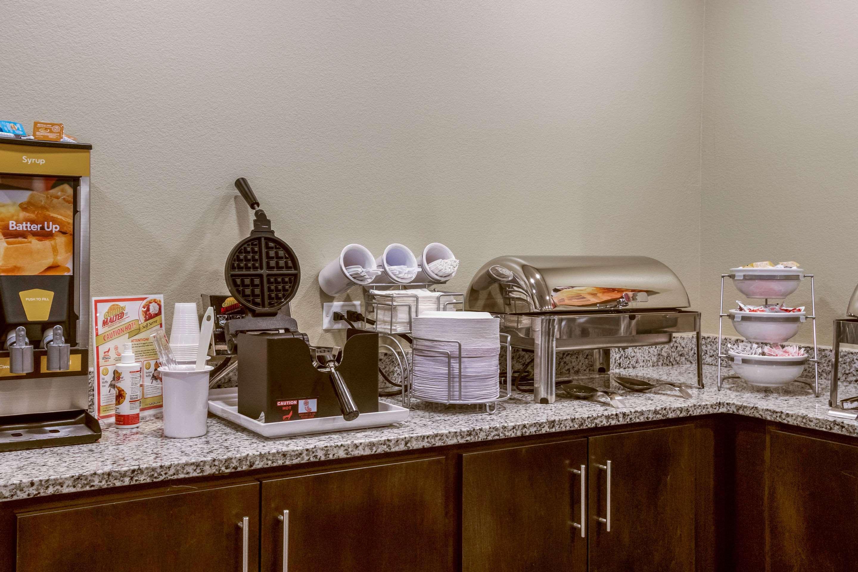 Comfort Suites Wooster Near University Campus Luaran gambar