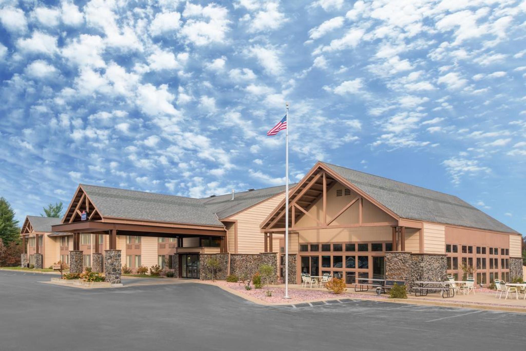 Comfort Suites Wooster Near University Campus Luaran gambar